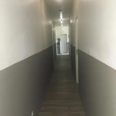 Longere Avec Piscine Partagee * Bégadan